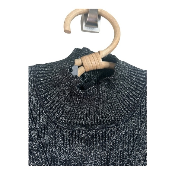 Nadina Sweater Dress in Black & Silver
Metallic by Steve Madden NEW Size XS - Picture 5 of 15